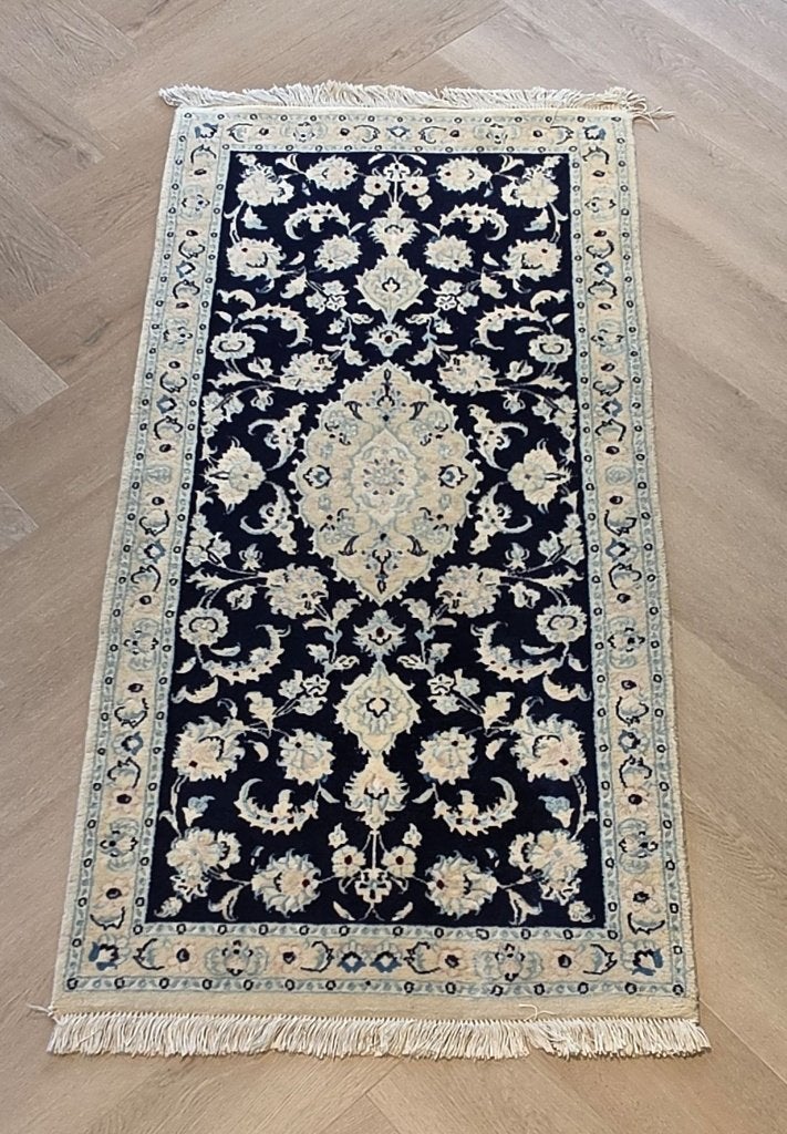 Perzisch tapijt loper Nain 135x65, 100 tot 150 cm, Perzisch, Zo goed als nieuw, 50 tot 100 cm