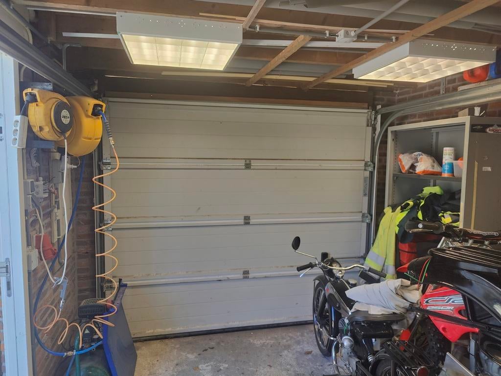 Garagedeur 219 hoog 254 breed, Ophalen, Gebruikt, Garagedeur, 120 cm of meer