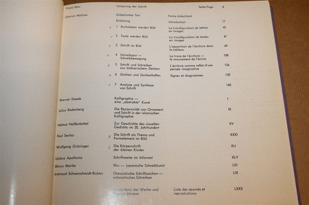 Schrift en Beeld — Catalogus Stedelijk Museum 1963, Ophalen of Verzenden, Gelezen