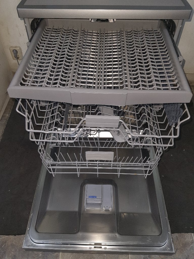 Beko RVS Vrijstaande vaatwasser werkt Perfect (2 jaar oud), Ophalen, Minder dan 85 cm, Energieklasse A of zuiniger, Zo goed als nieuw