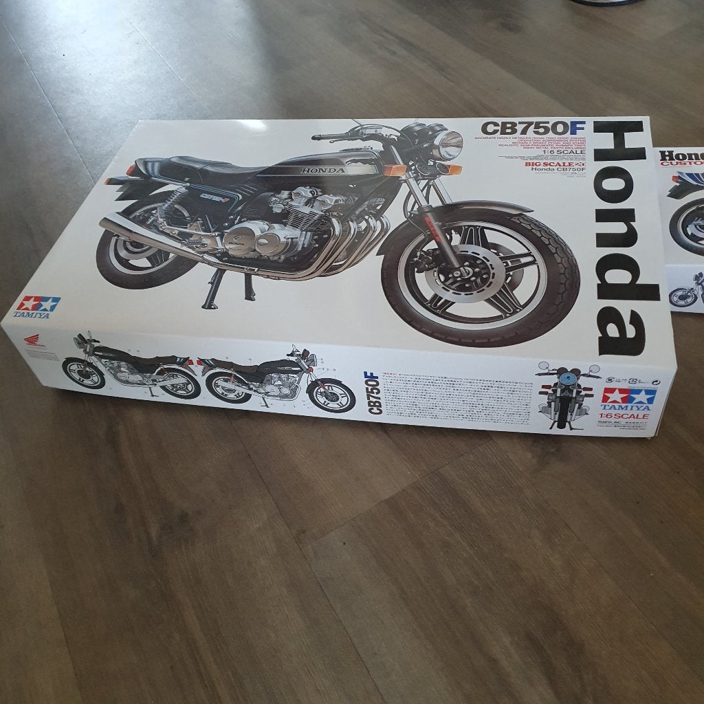 Tamiya CB750F Honda Big scale 1/6, Hobby en Vrije tijd, Nieuw, Ophalen of Verzenden, Tamiya, Groter dan 1:32