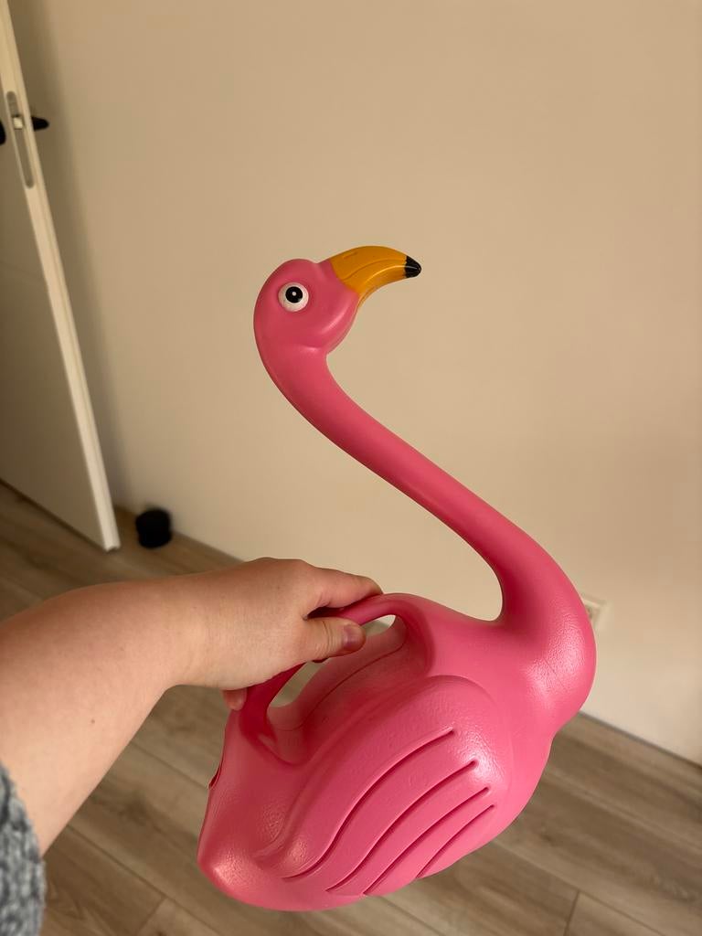 Leuke roze flamingo gieter voor planten en tuin, Ophalen of Verzenden, Zo goed als nieuw, Kunststof