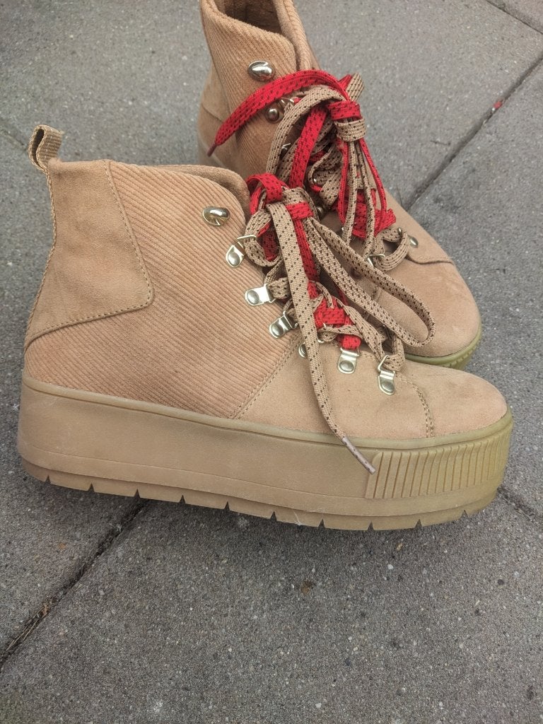 Schoenen, Bruin, Nieuw, Ophalen of Verzenden, Sneakers of Gympen