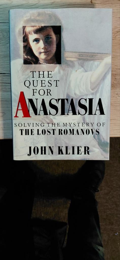 Anastasia: Het mysterie van de verloren Romanovs, Ophalen of Verzenden, 20e eeuw of later, Gelezen, John Klier