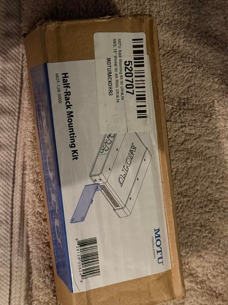 Motu Ultralite Mk5 rack mount, Ophalen of Verzenden, Nieuw, Audio