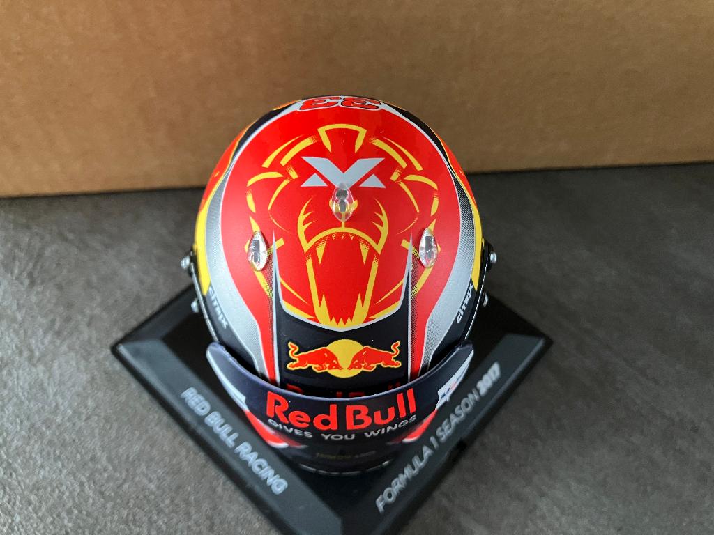 ✅ Max Verstappen 1:4 helm 2017 Season Red Bull RB13, Verzamelen, Automerken, Motoren en Formule 1, Ophalen of Verzenden, Nieuw
