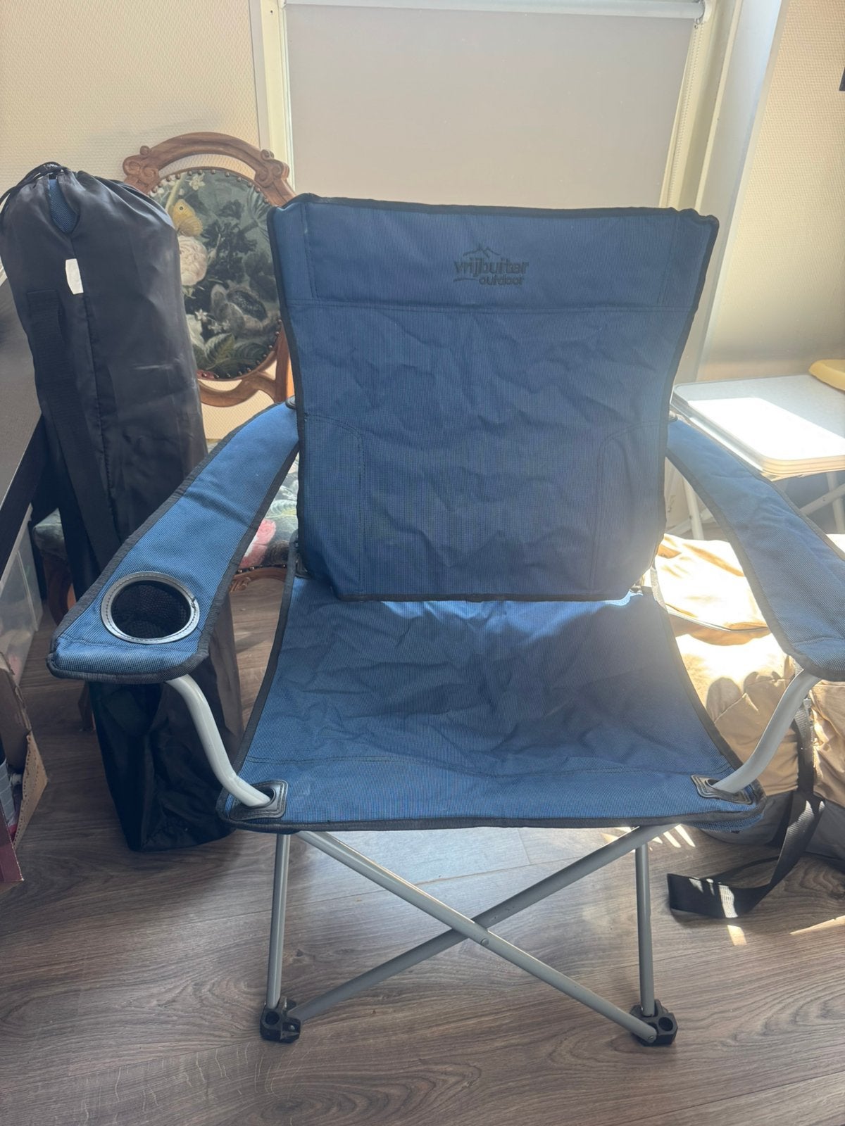 Twee vrijbuiter kampeerstoelen met bekerhouder, Caravans en Kamperen, Kampeermeubelen, Ophalen, Zo goed als nieuw, Campingstoel