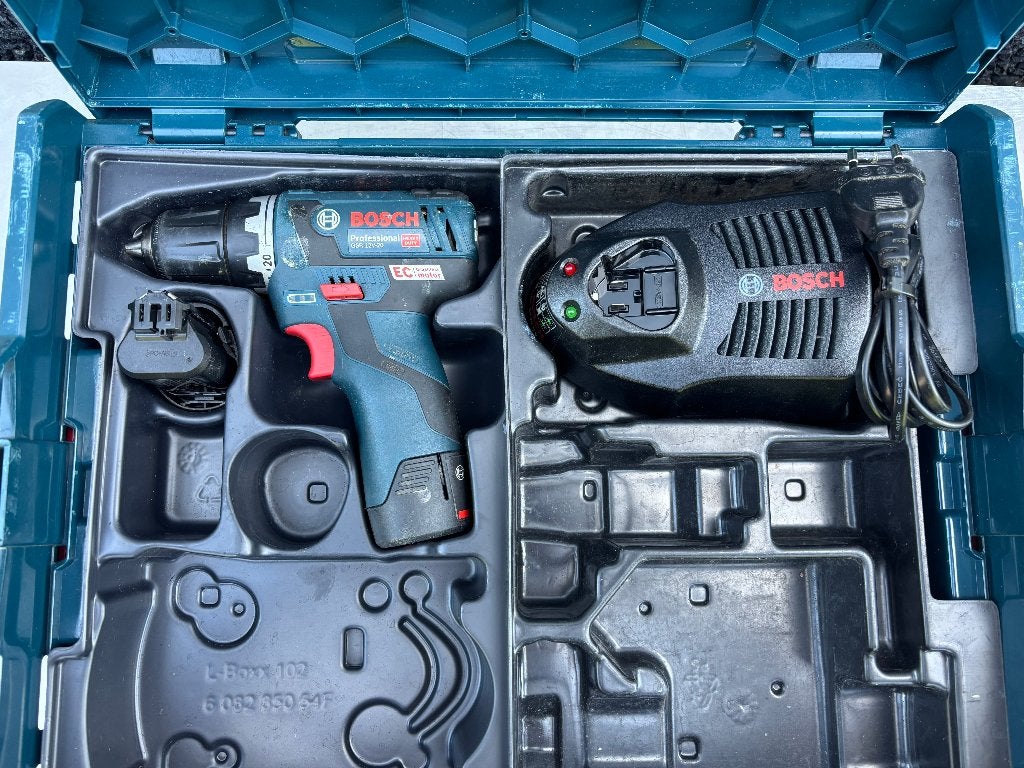 Bosch blauw GSR 12V-20 Accuschroefboormachine set 3 X, Bosch, Gebruikt, Contact@nl.bosch.com, Ophalen of Verzenden
