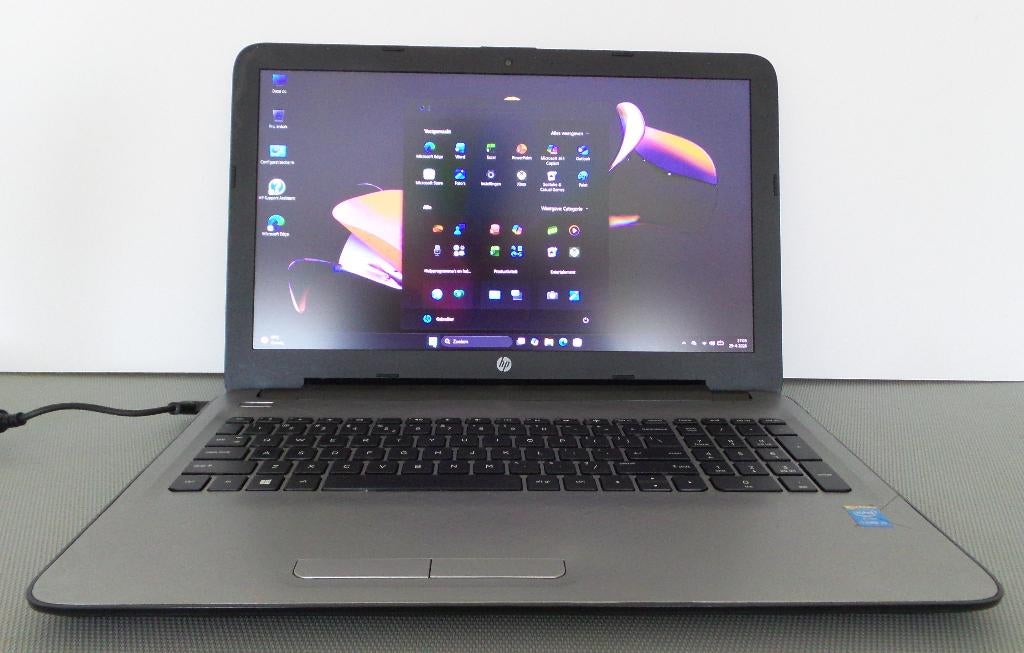 HP Pavilion (15 ac132nd), 256 GB, 2 tot 3 Ghz, HP. HQ-TRE, 8 GB