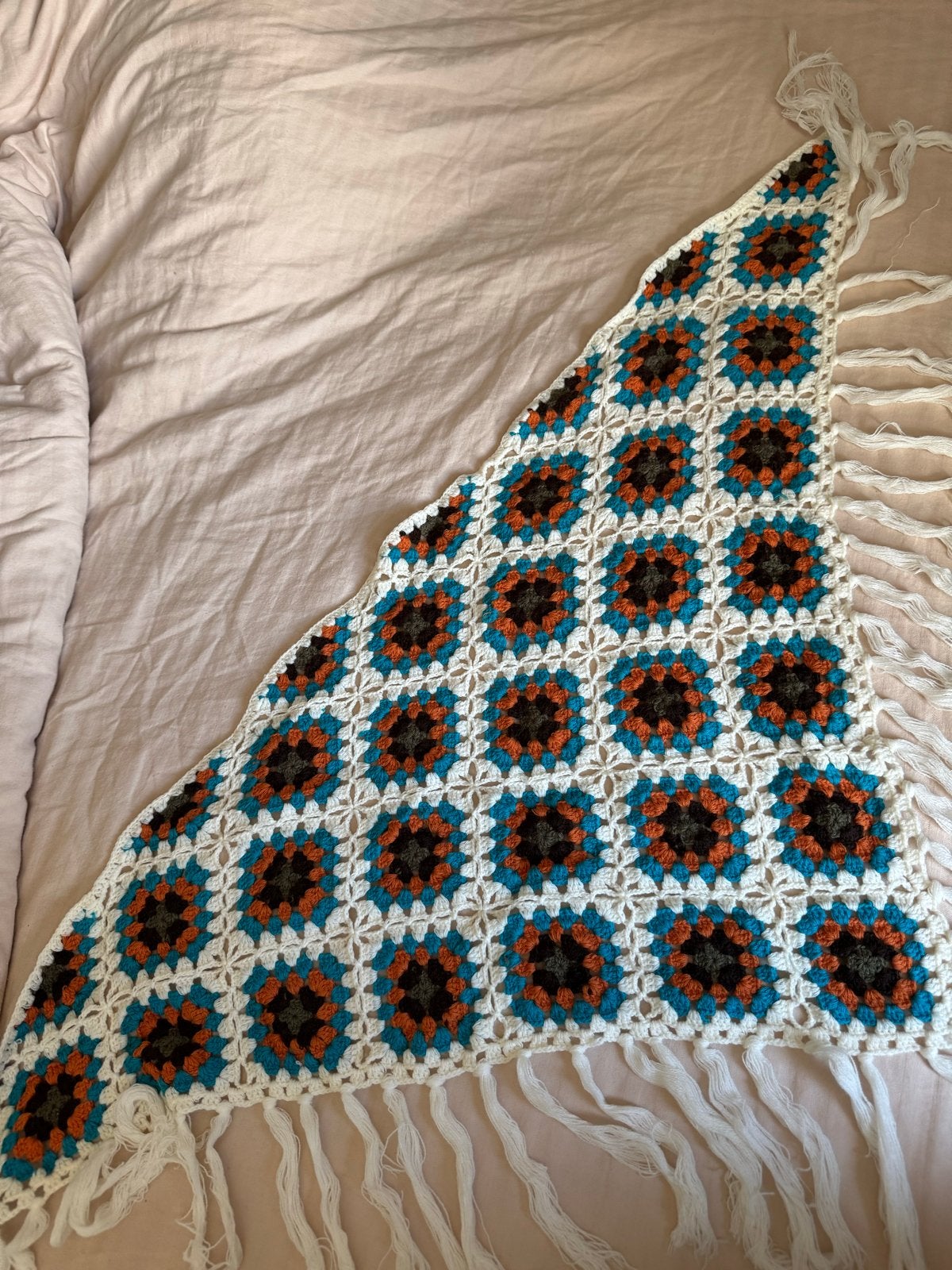 Handgemaakte gehaakte sjaal met granny squares, Ophalen of Verzenden, Zo goed als nieuw