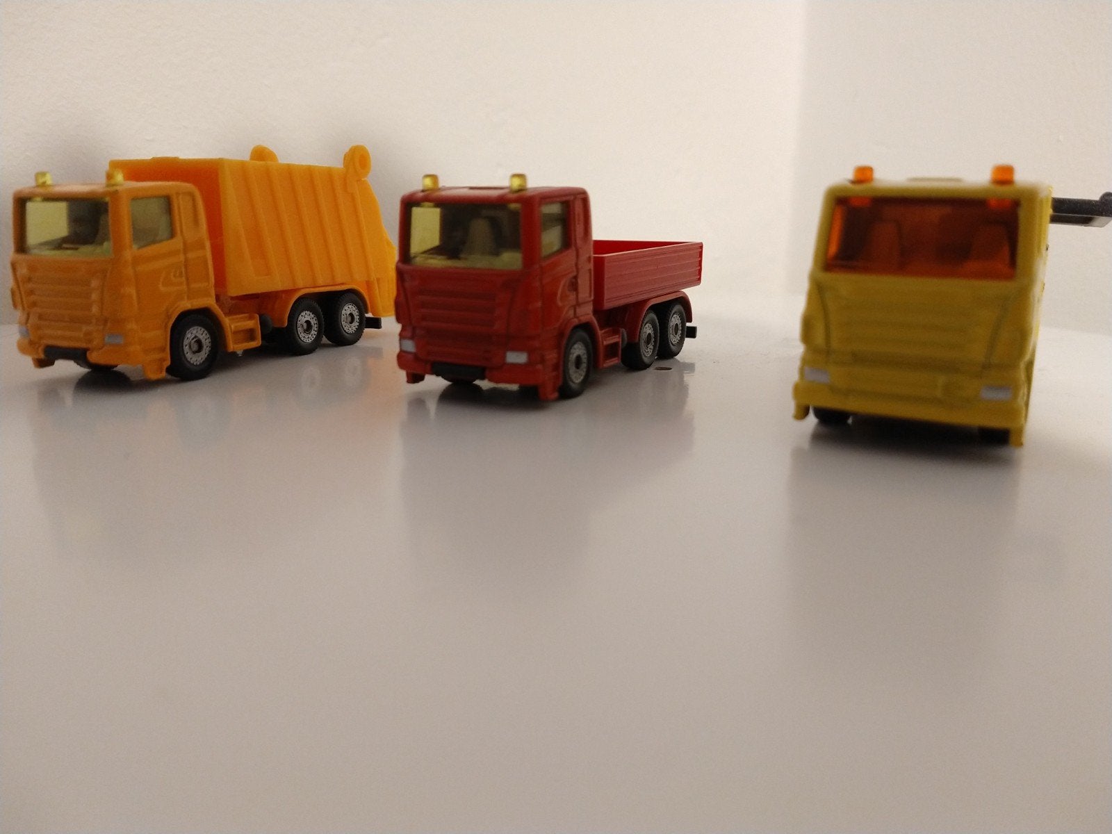 Set van 3 speelgoedvrachtwagens van siku, Kinderen en Baby's, Speelgoed | Speelgoedvoertuigen, Ophalen of Verzenden, Zo goed als nieuw