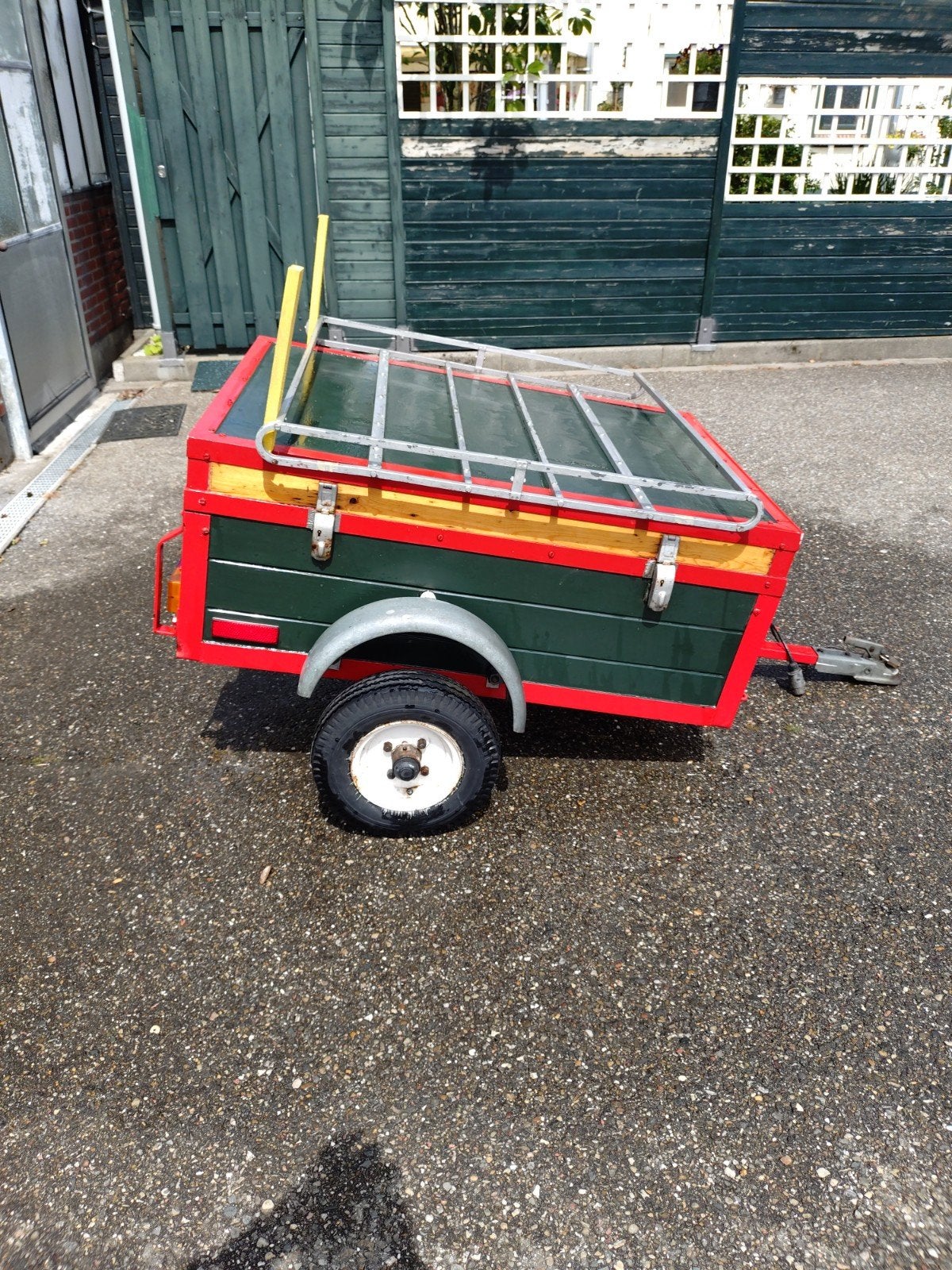 Compacte aanhanger met imperiaal - Ideaal voor klusjes, Ophalen, Gebruikt