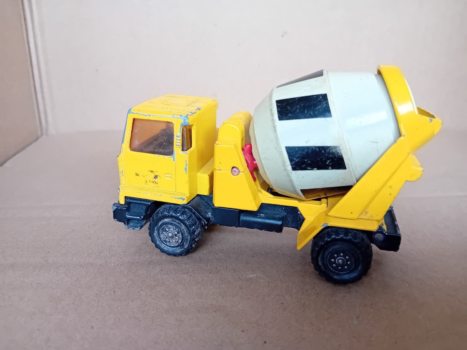 Matchbox Super Kings Bedford T M Cement Mixer, Ophalen of Verzenden, Gebruikt, Bus of Vrachtwagen