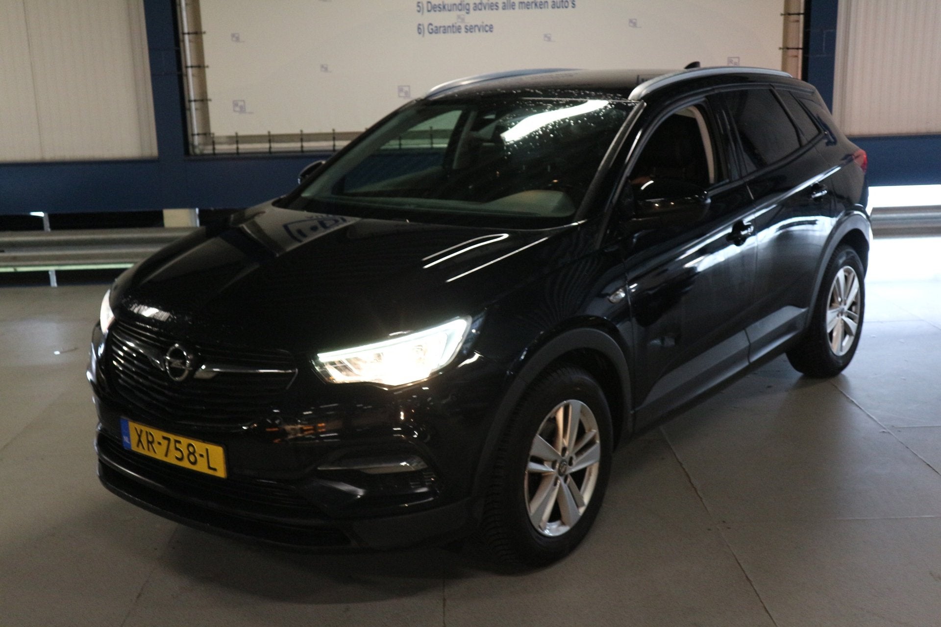 Opel Grandland X 1.2 Turbo Business + / APK 2028 / LUXE ! !, Voorwielaandrijving, Gebruikt, Euro 6, 1199 cc