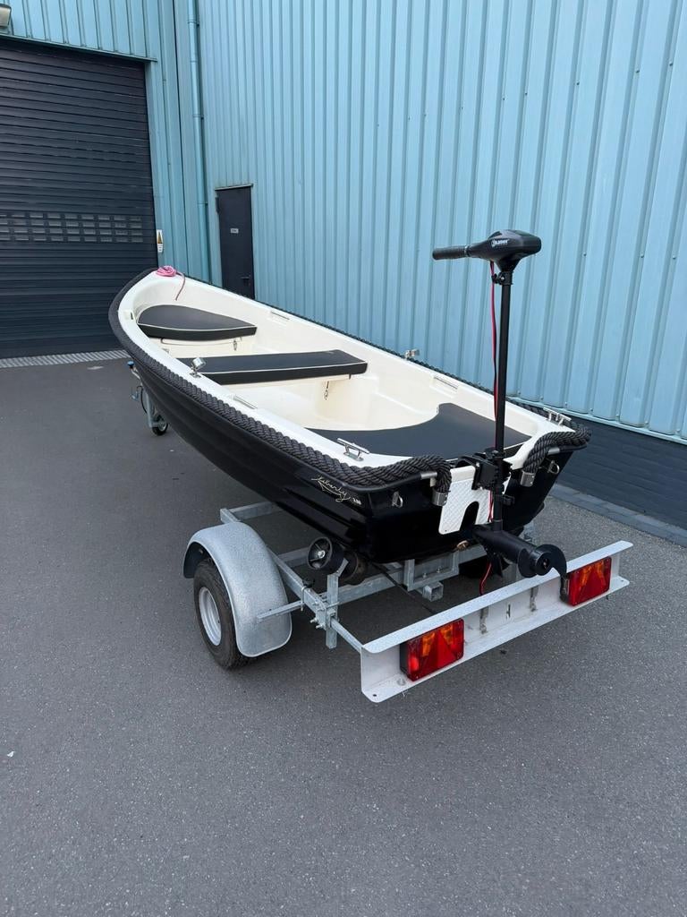 Liberty 3.60 te koop, Ophalen, Gebruikt, Buitenboordmotor, Polyester