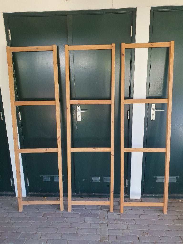 staanders voor IKEA stellingkast, Huis en Inrichting, Kasten | Stellingkasten, Ophalen, Gebruikt