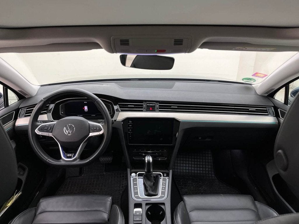 Volkswagen Passat Variant 1.4 TSI PHEV GTE PANO I IQ Light I, Auto's, Volkswagen, Gebruikt, Zwart, Automatische klimaatregeling