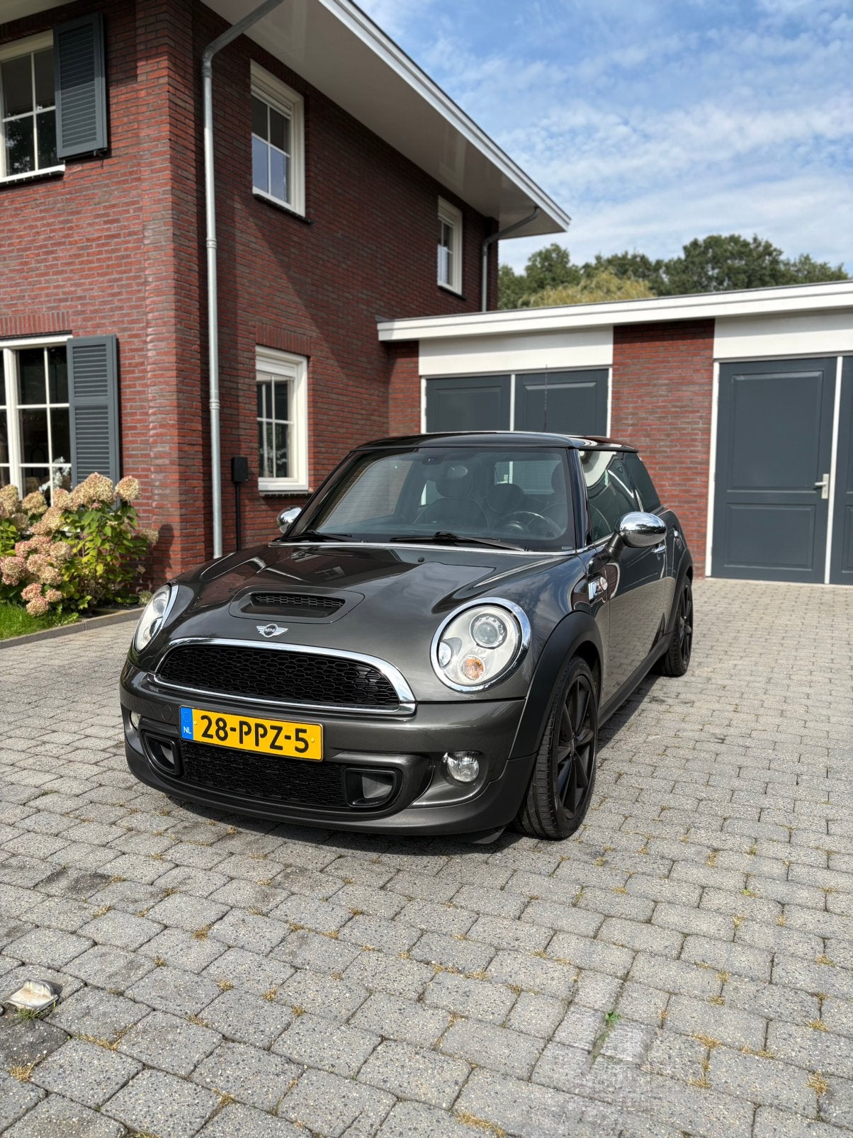 Mini 1.6 Cooper S 2011 Grijs, 4 cilinders, 4 stoelen, 49 €/maand, Origineel Nederlands