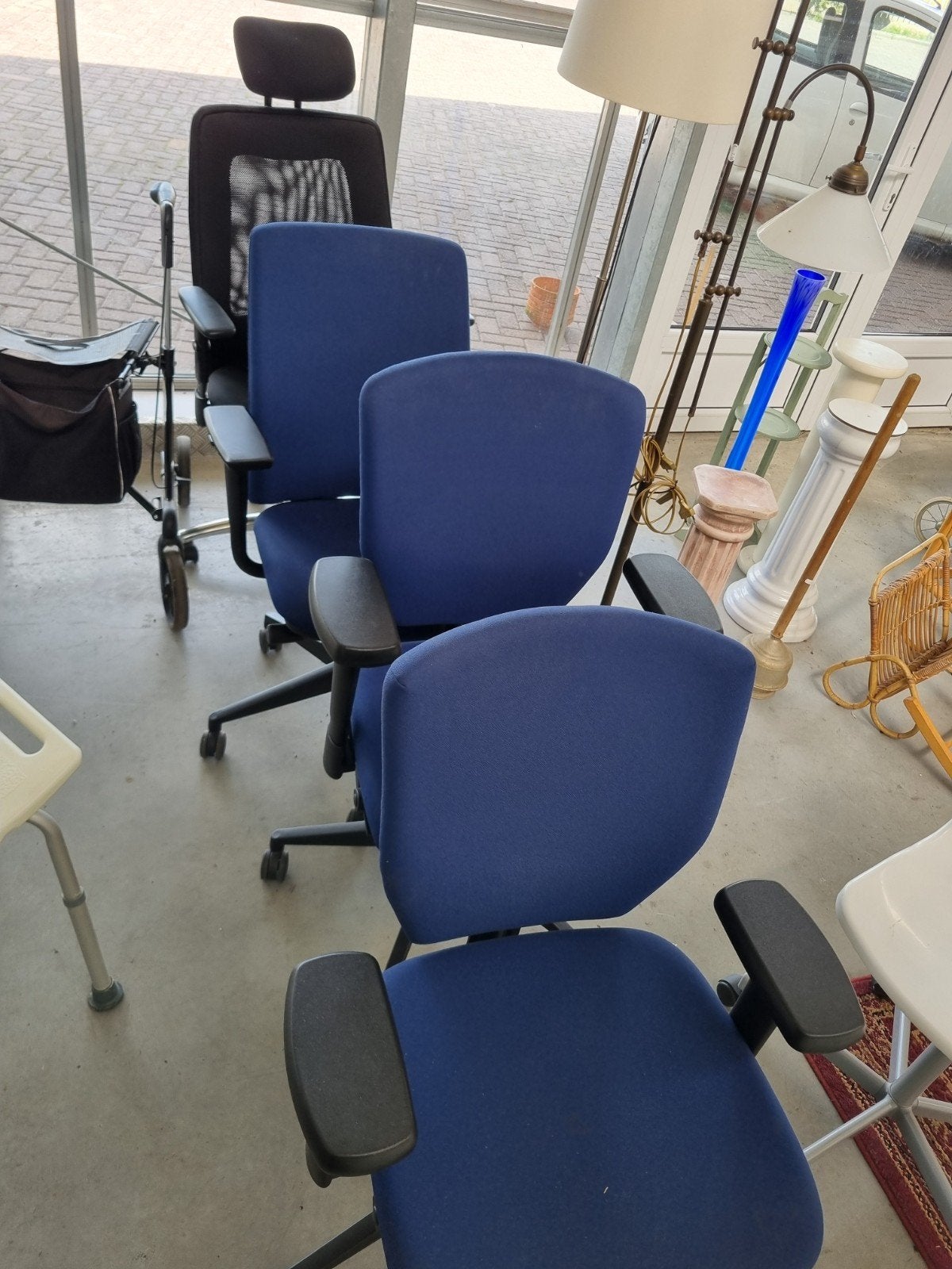 Comfortabele blauwe bureaustoelen - Set van 3, Huis en Inrichting, Ophalen, Gebruikt, Blauw, Bureaustoel