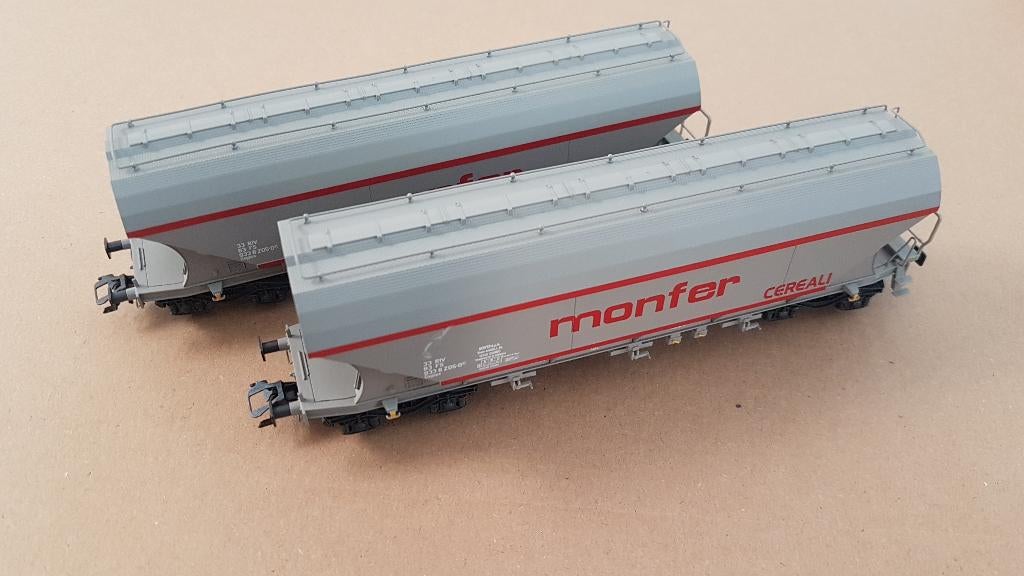 2x Trix monfer graanwagen, Ophalen, Gebruikt, Gelijkstroom of Wisselstroom, Trix