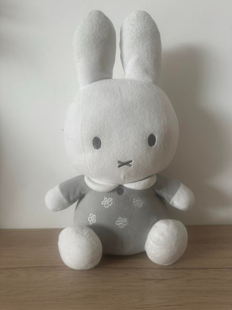Nijntje knuffel 45 cm - Zo goed als nieuw, Ophalen, Grijs, Konijn, Nijntje