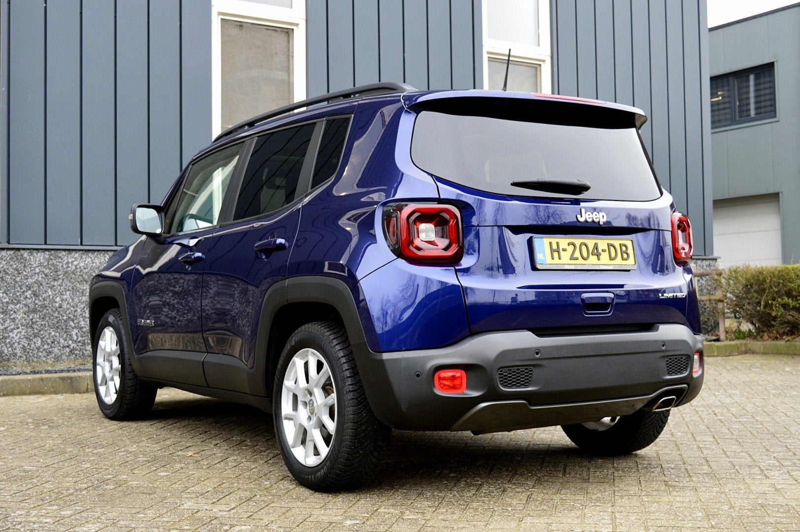 Jeep Renegade 1.0T Freedom Rijklaarprijs-Garantie Panorama d, Auto's, Jeep, Voorwielaandrijving, 12 maanden, Blauw, Bedrijf