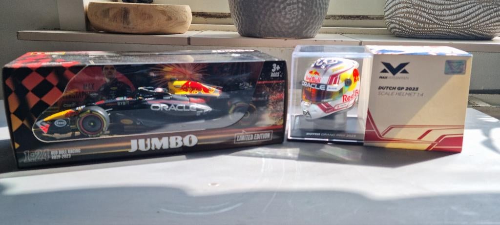 Max Verstappen Red Bull Racing modelauto en helm 2023, Ophalen of Verzenden, Nieuw, Formule 1