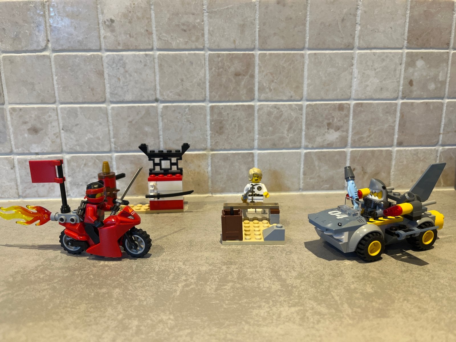 Lego Juniors Ninjago Movie 10739 - Shark Attack, Lego, Ophalen of Verzenden, Zo goed als nieuw, Compleet