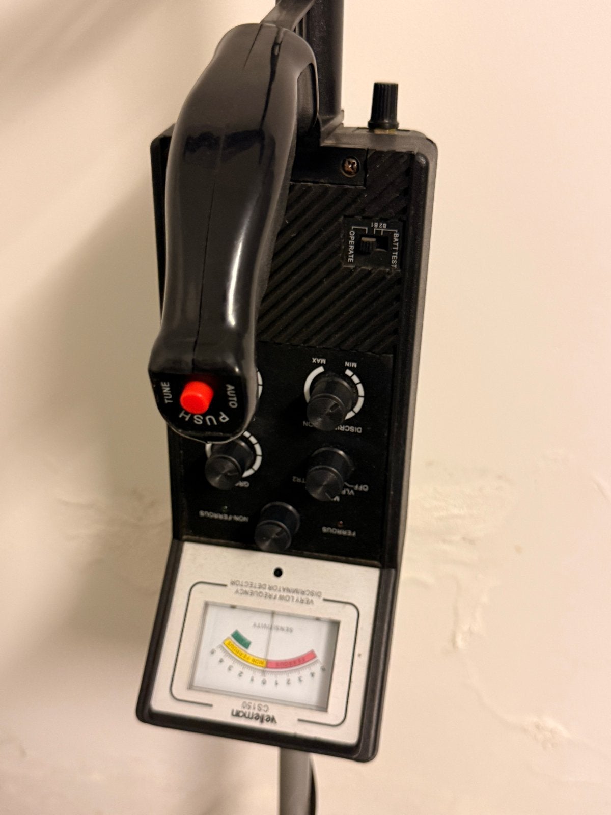 Velleman CS150 Metaaldetector - Vintage Model, Gebruikt, 30 cm of minder, Discriminatie metaaldetectie, Ophalen