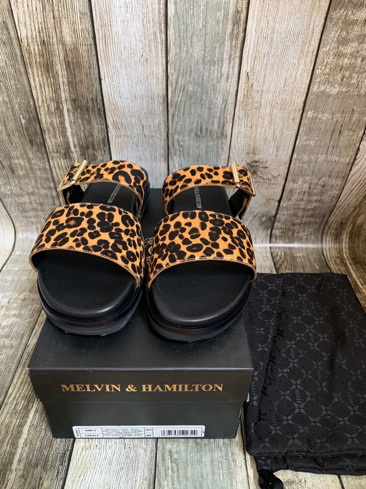 Super mooie nieuwe slippers van Melvin & Hamilton (Maat 42), Slippers, Overige kleuren, Verzenden, Nieuw