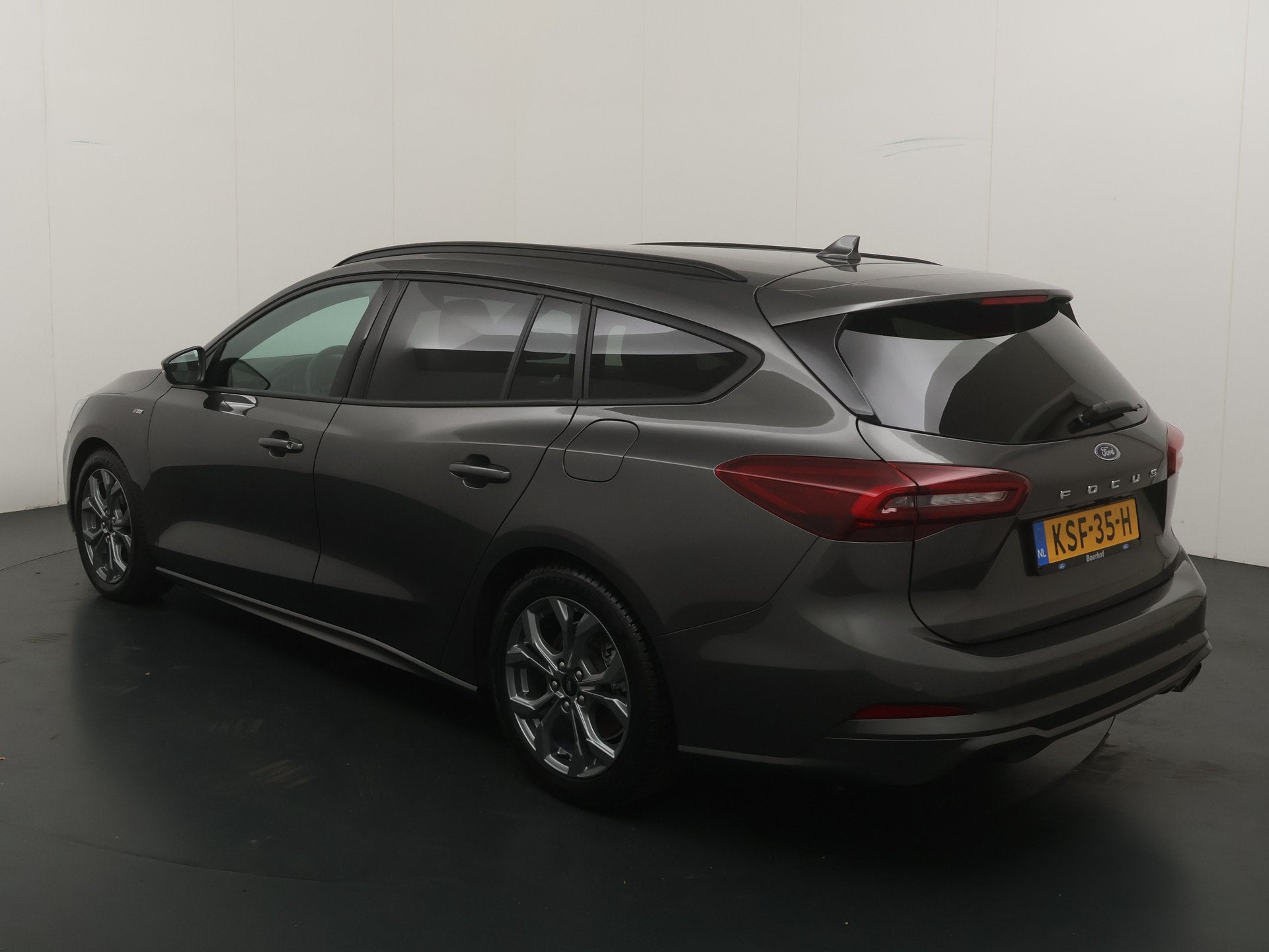 Ford FOCUS Wagon EcoBoost Hybrid 155 pk ST-Line | Winter Pac, Stof, Gebruikt, 155 pk, Hybride Elektrisch/Benzine