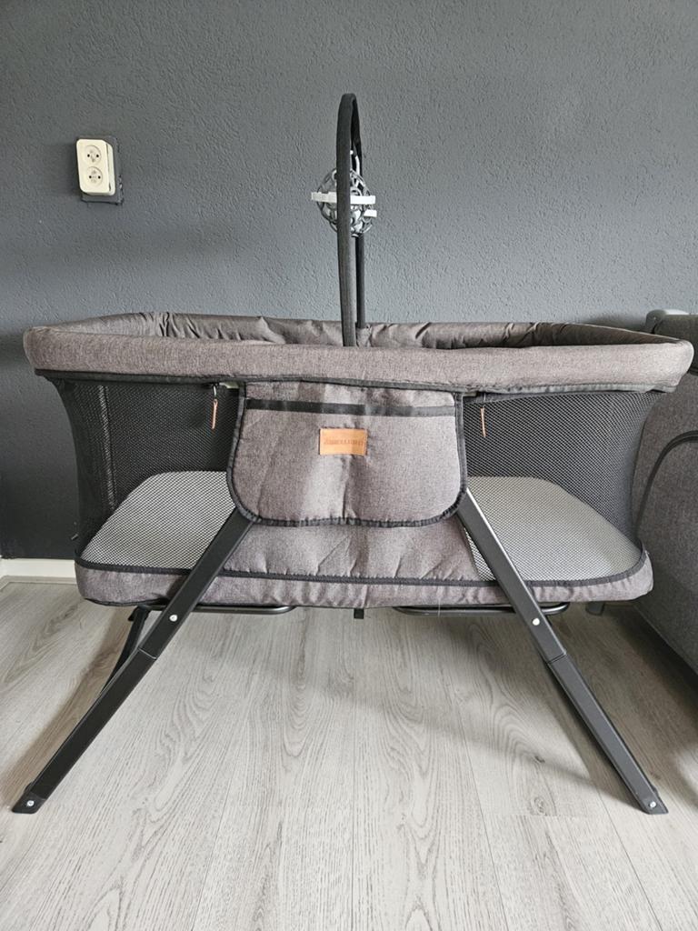 Opklapbedje baby zeer nette staat!!, Kinderen en Baby's, Babywiegjes en Ledikanten, Ophalen of Verzenden, Zo goed als nieuw, Wieg