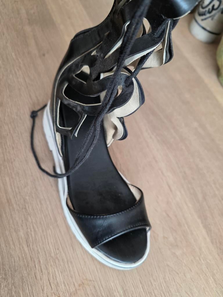 Zomer laarsen, Kleding | Dames, Ophalen of Verzenden, Zo goed als nieuw, Sneakers of Gympen
