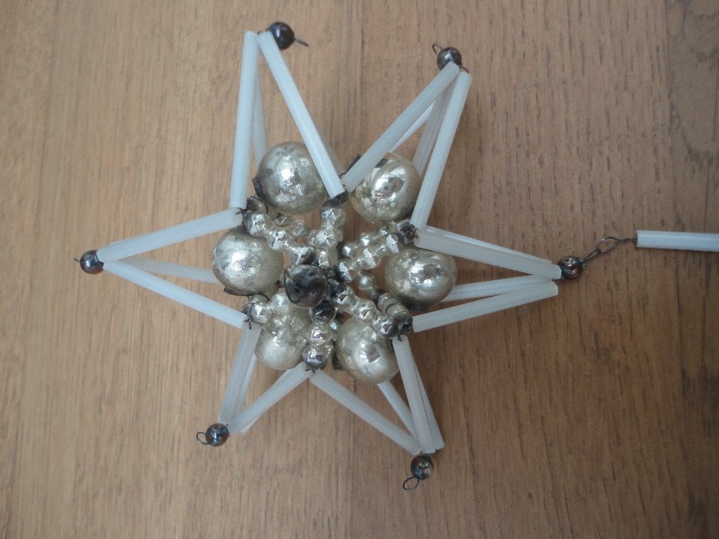 Mooie oude glazen kerstbal gablonzer ster wit/zilver, Diversen, Ophalen of Verzenden, Gebruikt