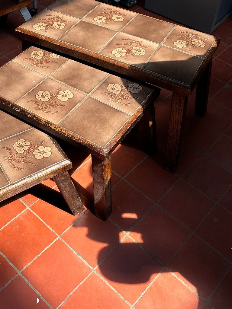 Vintage Mimiset Nesting Tables Hout Keramiek Tegels  CS27152, Ophalen