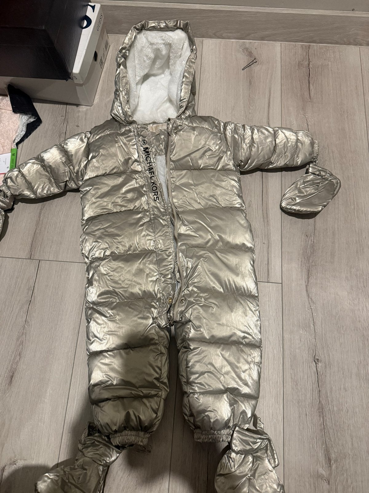 Michael Kors Baby Sneeuwpak Goud/Zilver, Ophalen of Verzenden, Zo goed als nieuw, Jongen of Meisje