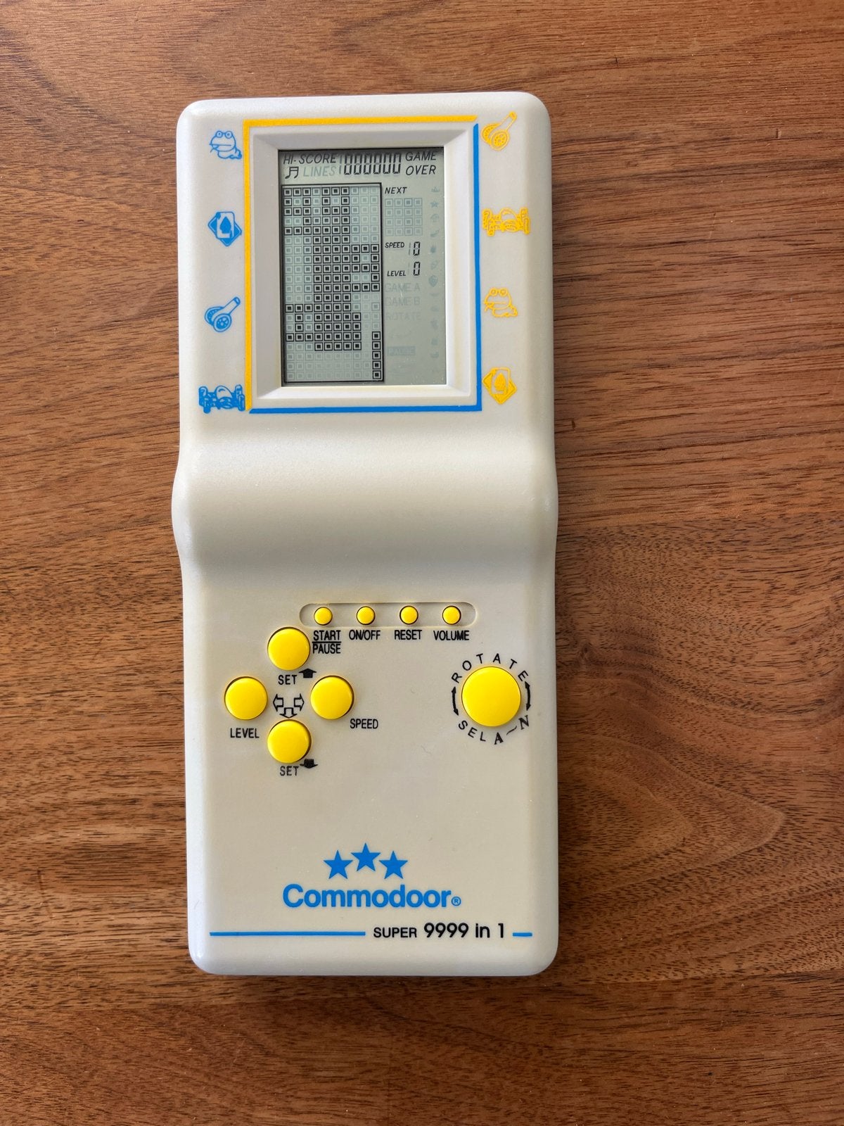Commodoor Super 9999 in 1 Brick Game - in doos, Ophalen of Verzenden, Overige merken, Gebruikt