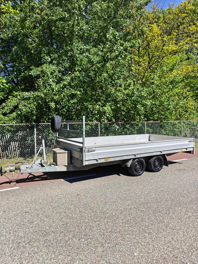 Hapert plateau aanhanger 3500KG + Paraboolvering, Auto diversen, Aanhangers en Bagagewagens, Ophalen of Verzenden, Zo goed als nieuw