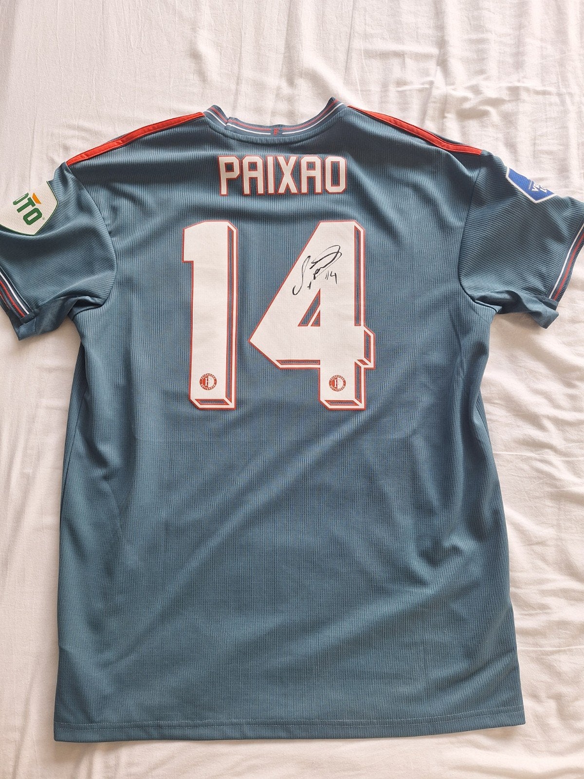 Gesigneerd Feyenoord shirt van Igor Paixao, Ophalen of Verzenden, Zo goed als nieuw, Shirt