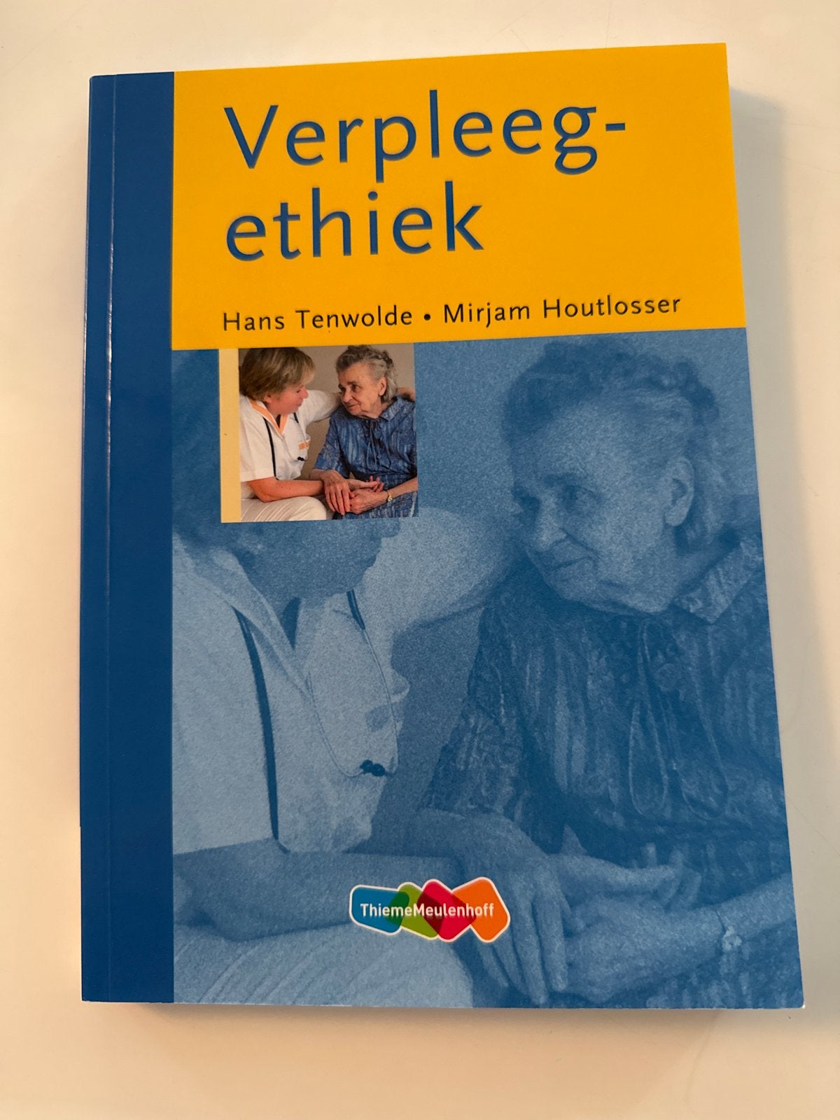 Verpleeg-ethiek - Hans Tenwolde & Mirjam Houtlosser, Ophalen of Verzenden, Gamma, Zo goed als nieuw, HBO