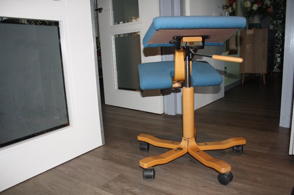 Kniestoel Varier Multi Balans, Huis en Inrichting, Stoelen, Ophalen, Blauw, Zo goed als nieuw, Stof