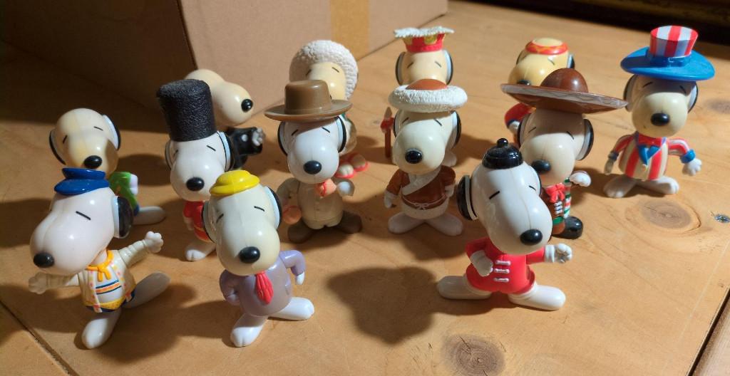 Set van Snoopy Happy Meal speeltjes vintage 1999, Verzamelen, Ophalen of Verzenden, Gebruikt