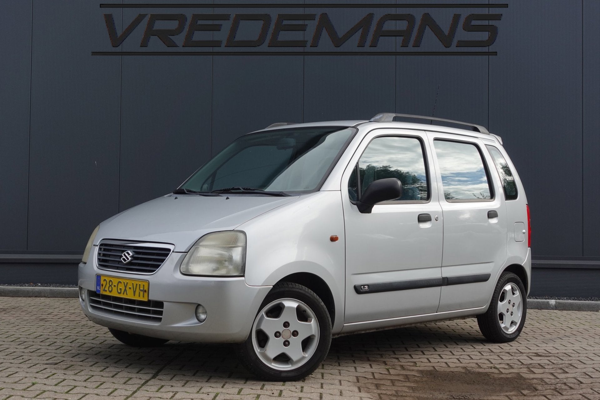 Suzuki Wagon R+ 1.3 GL, Voorwielaandrijving, Stof, 4 cilinders, Wagon R+