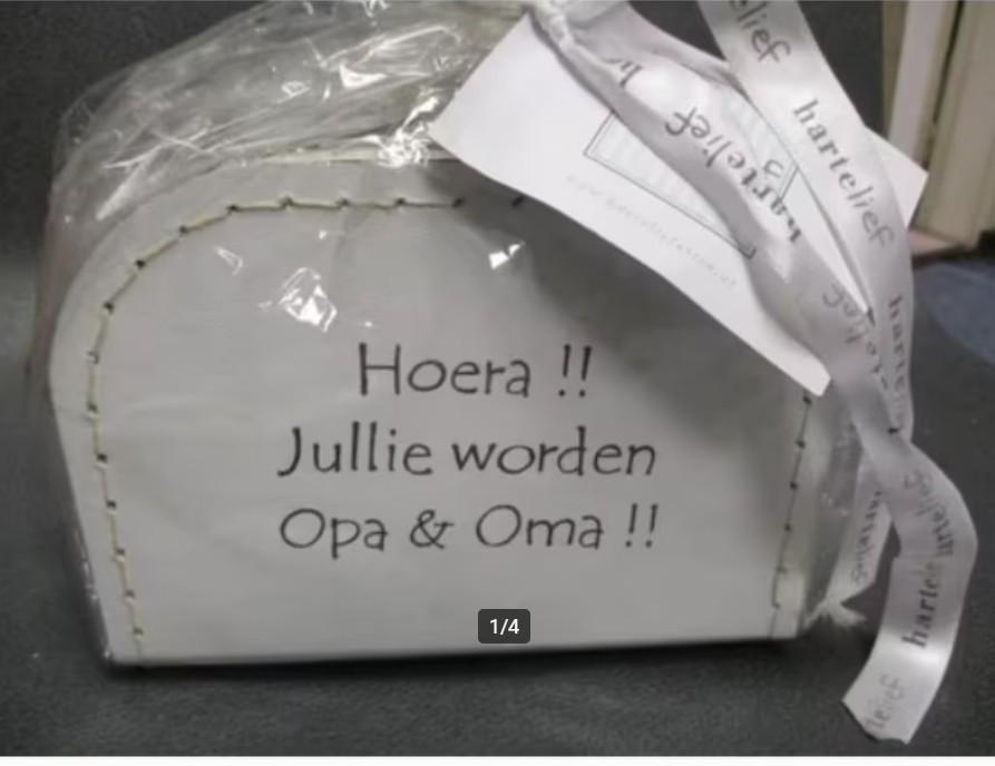 HOERA...JULLIE WORDEN OMA EN OPA NIEUW, Verzenden, Nieuw, Feestartikel, Geboorte of Huwelijk