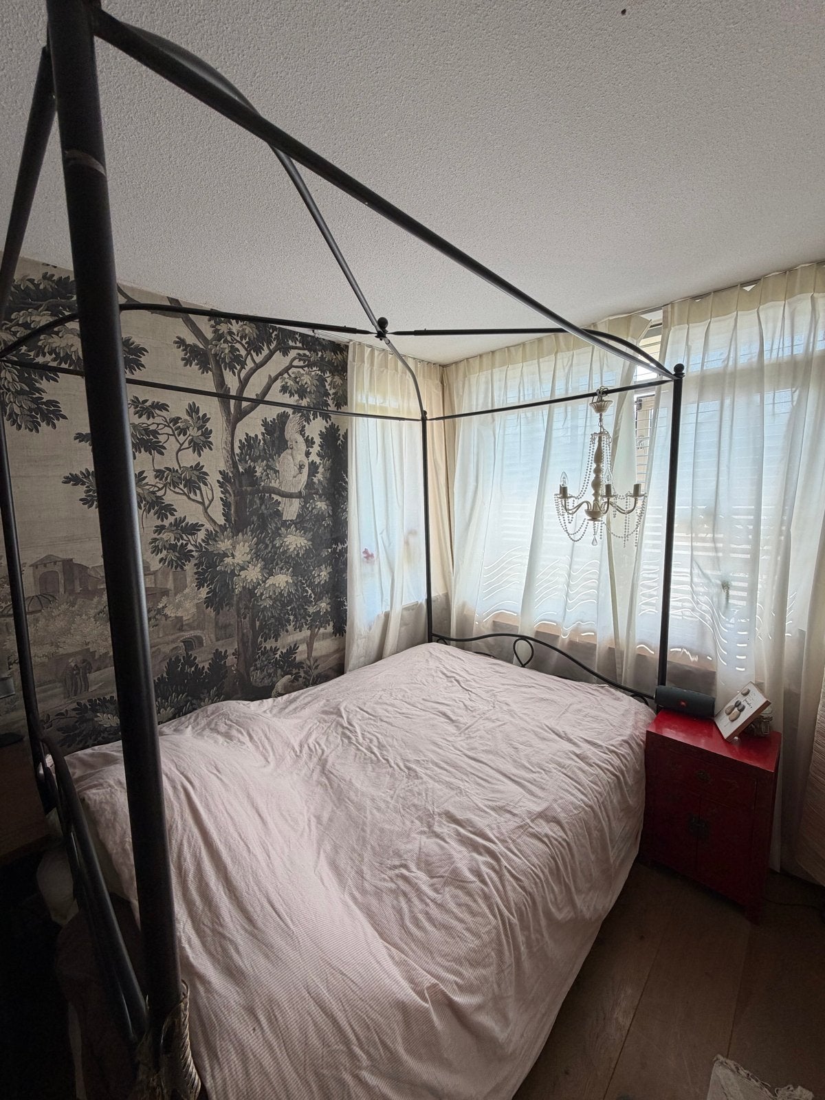 Stalen hemelbedframe 140x200 cm, Huis en Inrichting, Ophalen, Gebruikt, Zwart, Tweepersoons