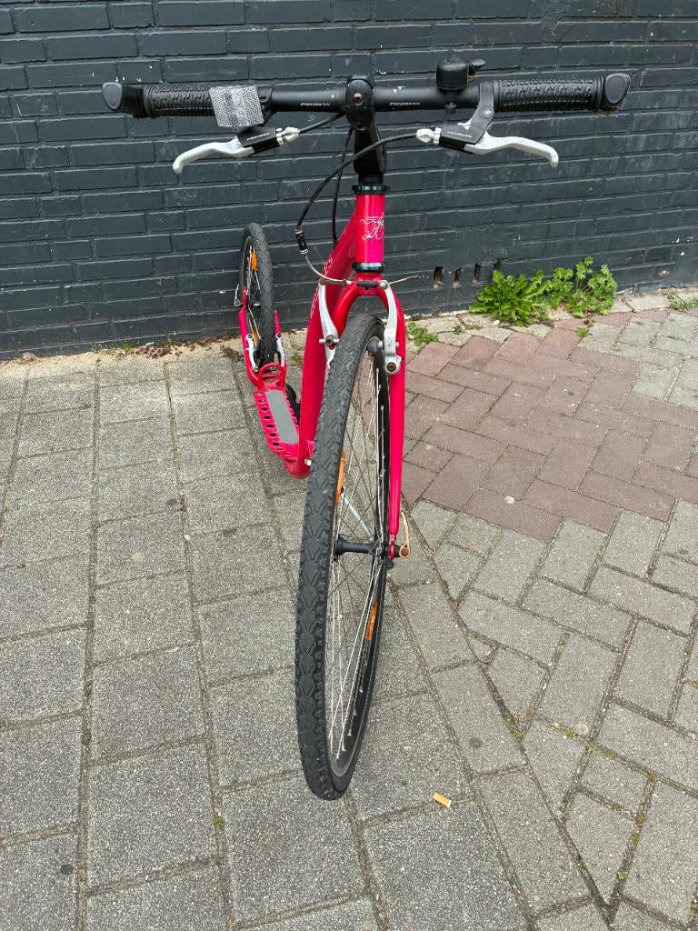 Kick bike, Fietsen en Brommers, Steps, Ophalen of Verzenden, Gebruikt, Elektrische step (E-scooter), Kickbike