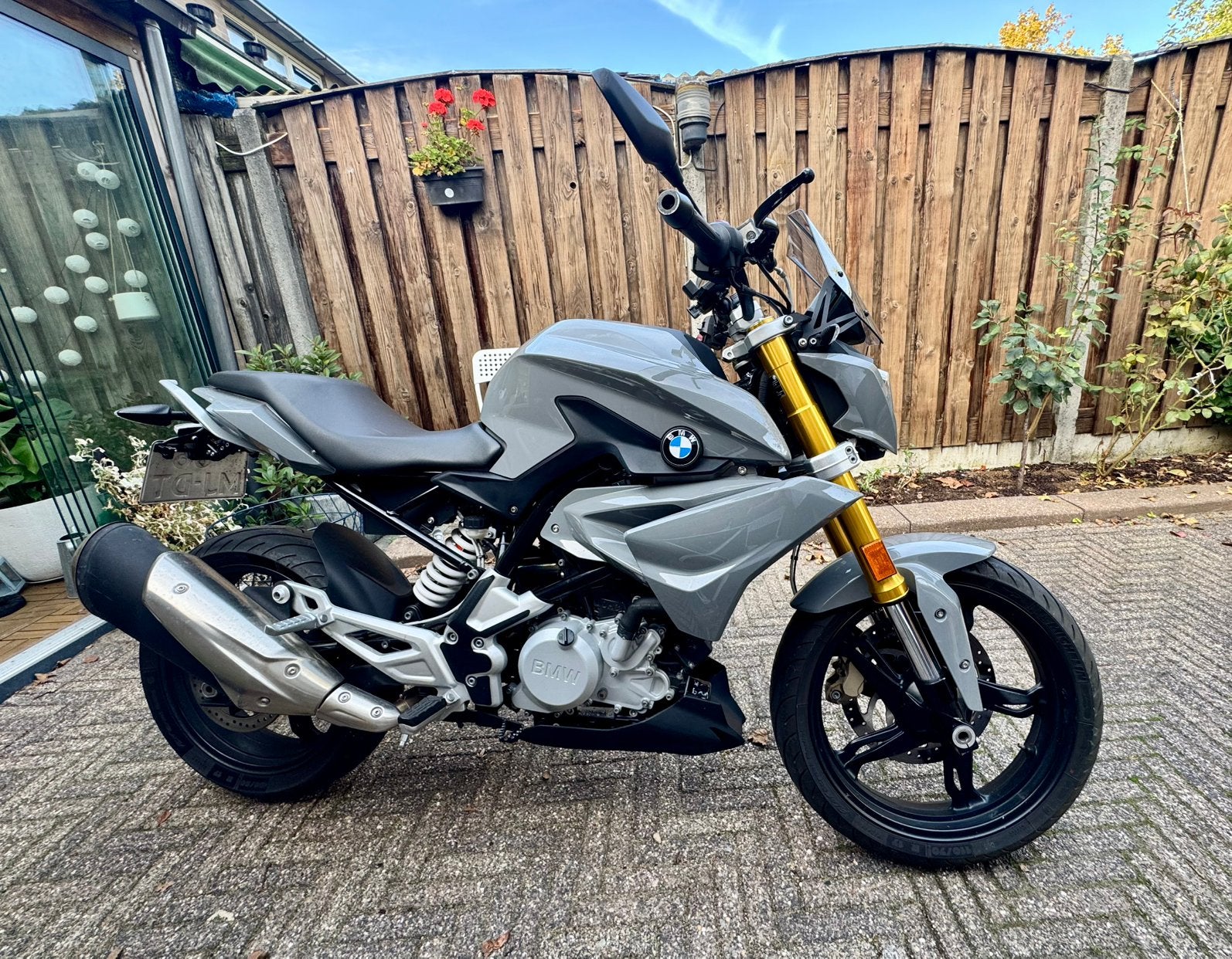 BMW G310R met 11.500 km en extra kuipwerk, Motoren, Occasion, Particulier, Minimaal motorrijbewijs A2, Handgeschakeld