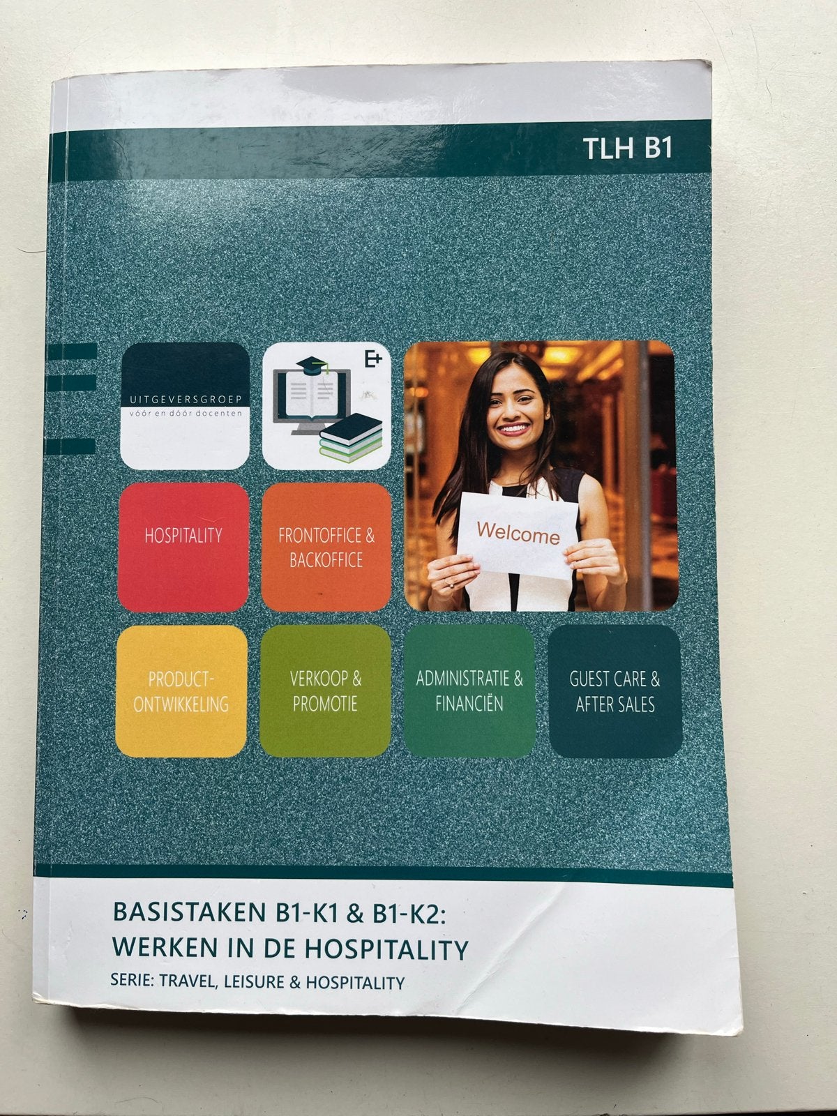 MBO Toerisme niveau 4 boek - Werken in de Hospitality, Verzenden, Gamma, Gelezen, MBO