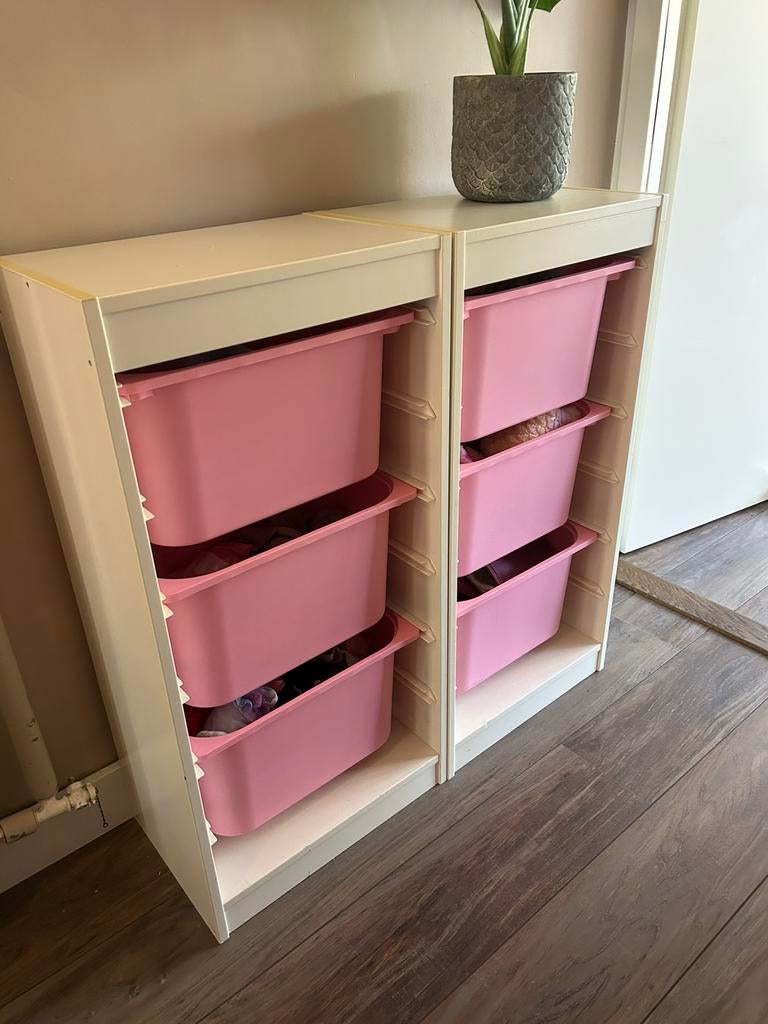 2 ikea kastjes met bakken trofast, Ophalen, Gebruikt, 25 tot 50 cm, Minder dan 100 cm