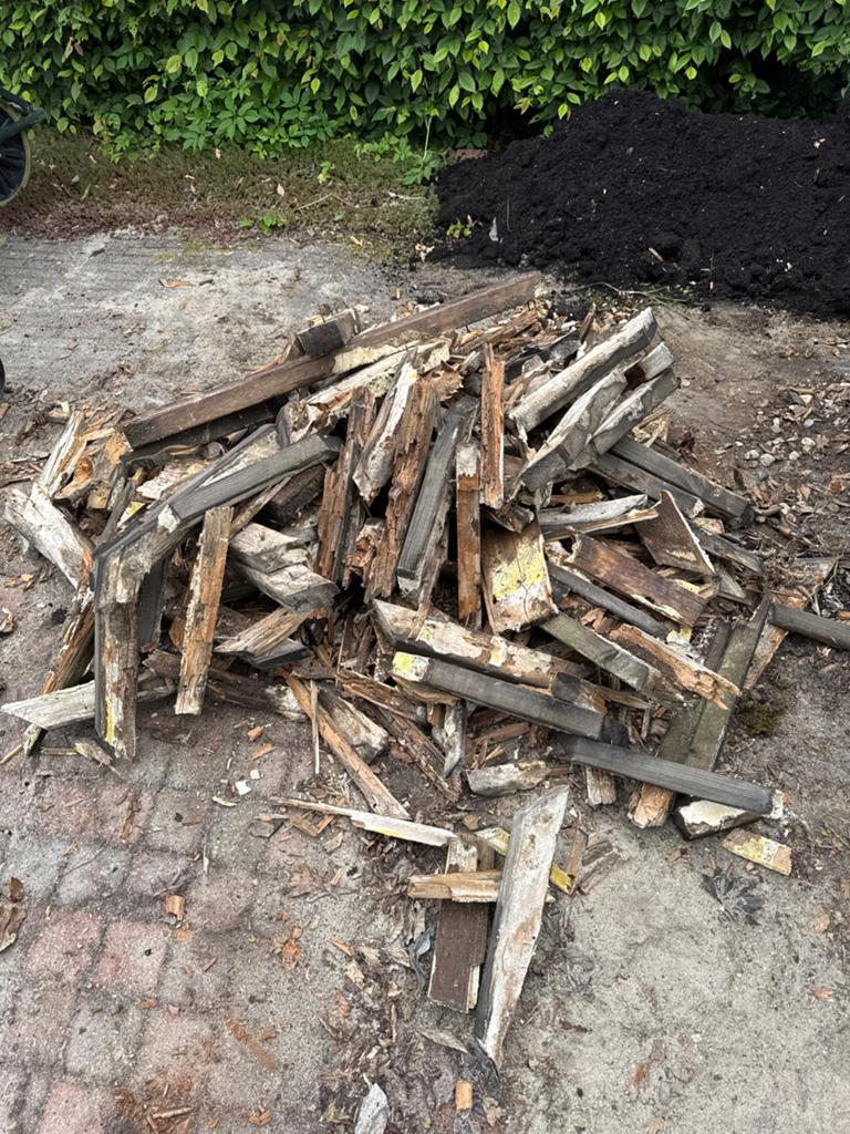 Gratis stookhout voor de vuurkorf, Tuin en Terras, Haardhout, Minder dan 3 m³, Ophalen
